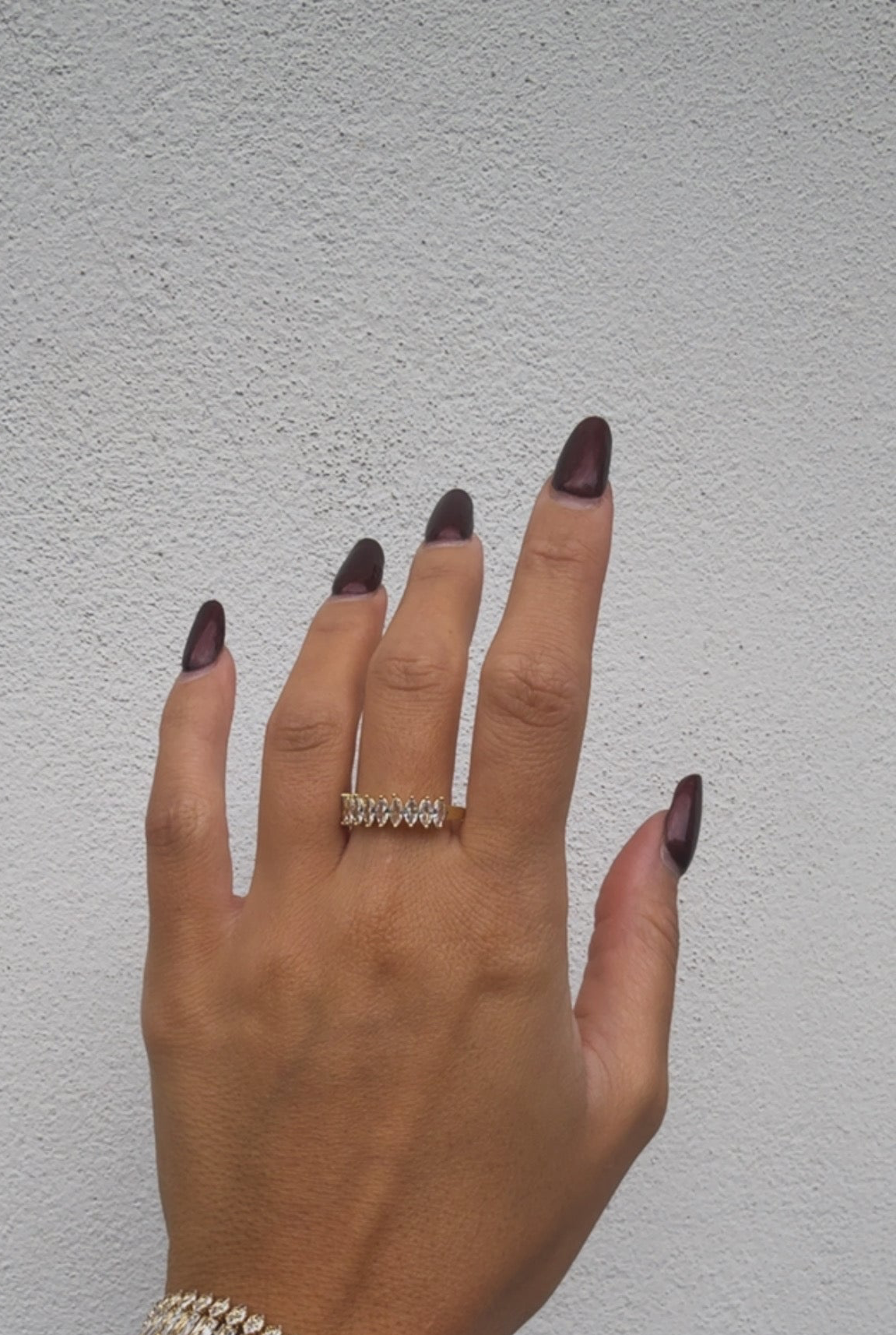 Anello con zirconi navetta Sodini