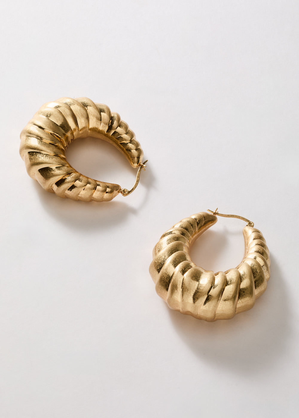 Orecchini cerchio torchon Nali