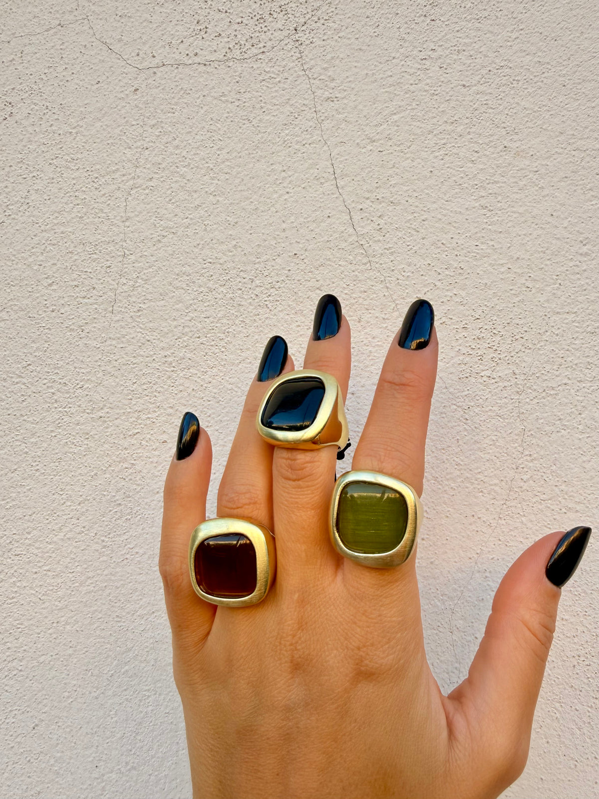 Anello Pia con pietra di Nali