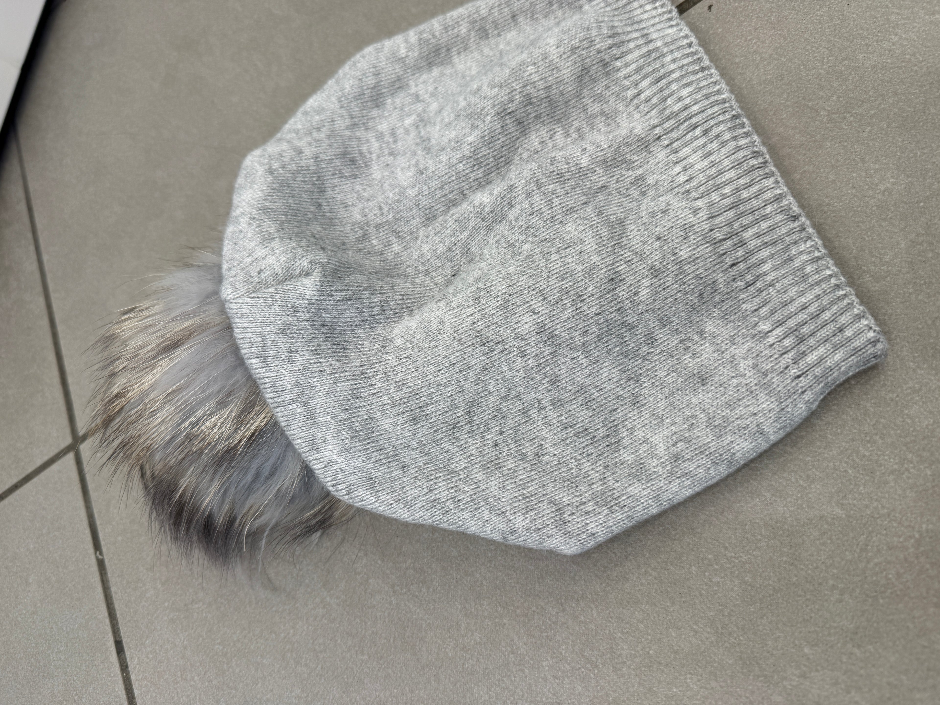 Cappello PonPon con pelliccia
