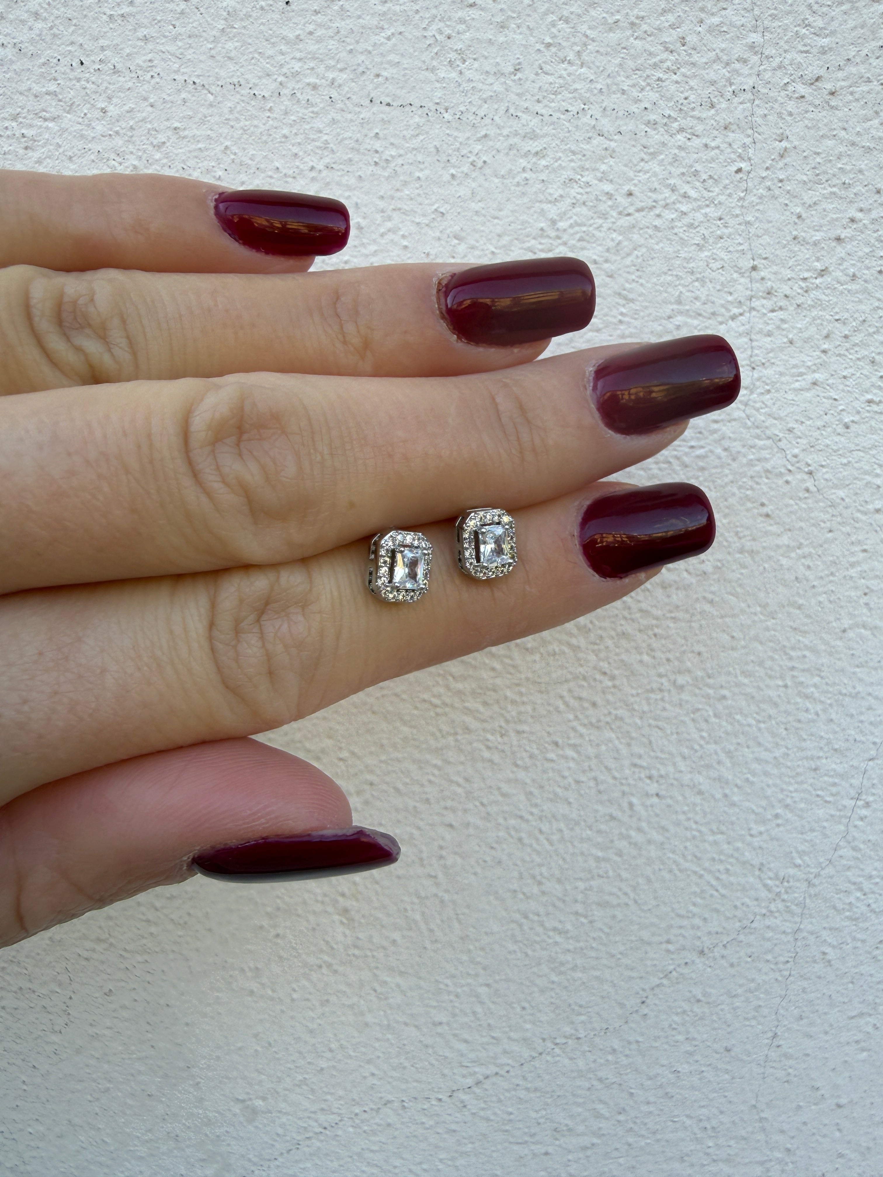 Orecchino luce quadrata