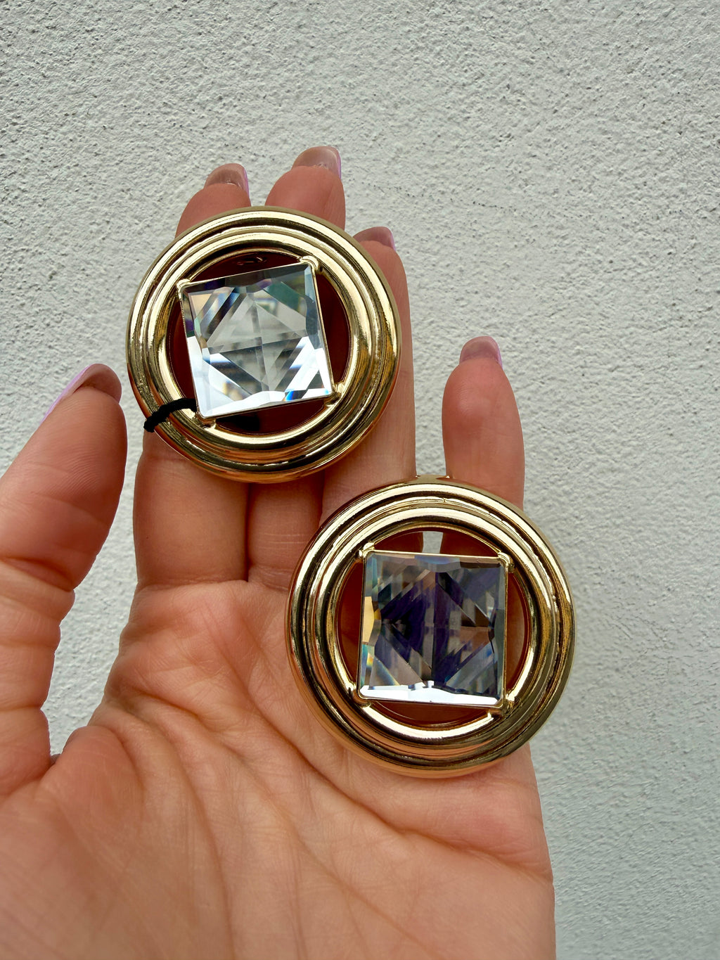 Orecchini Orbit di DIAMOND