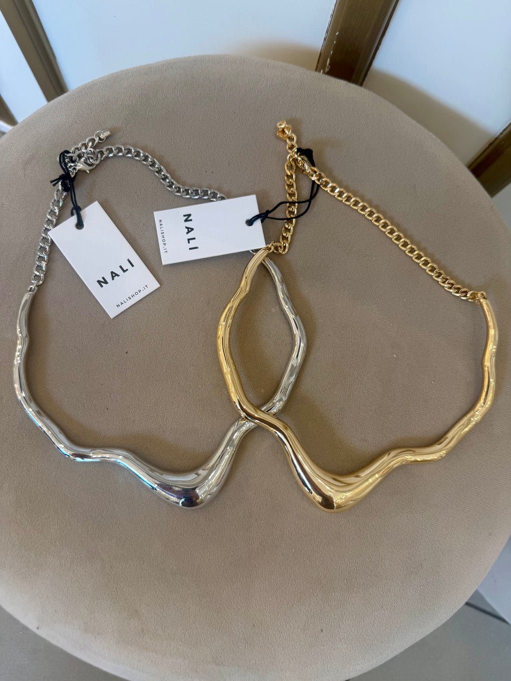 Collana Naomi girocollo rigida di Nali