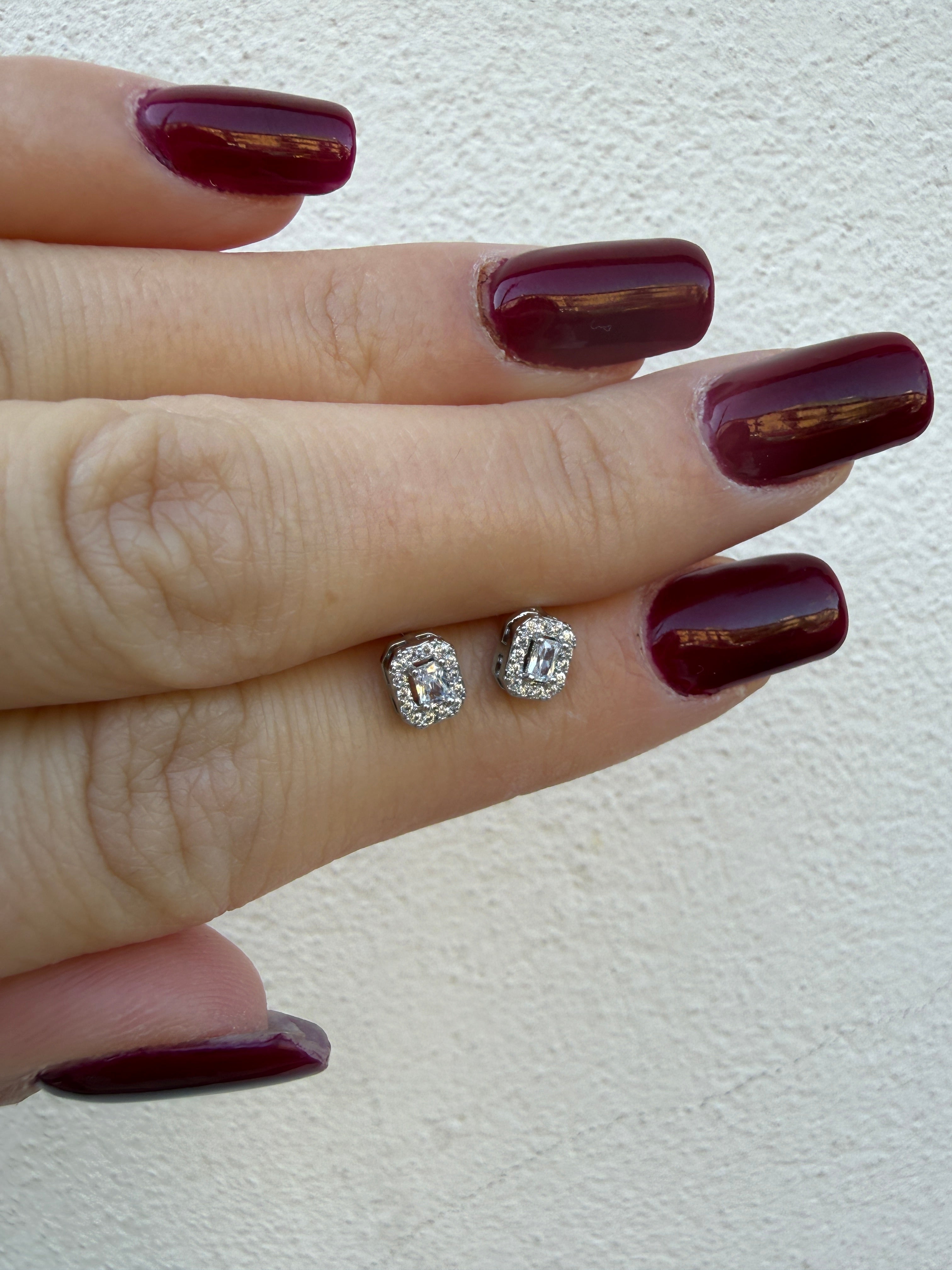 Orecchino luce quadrata