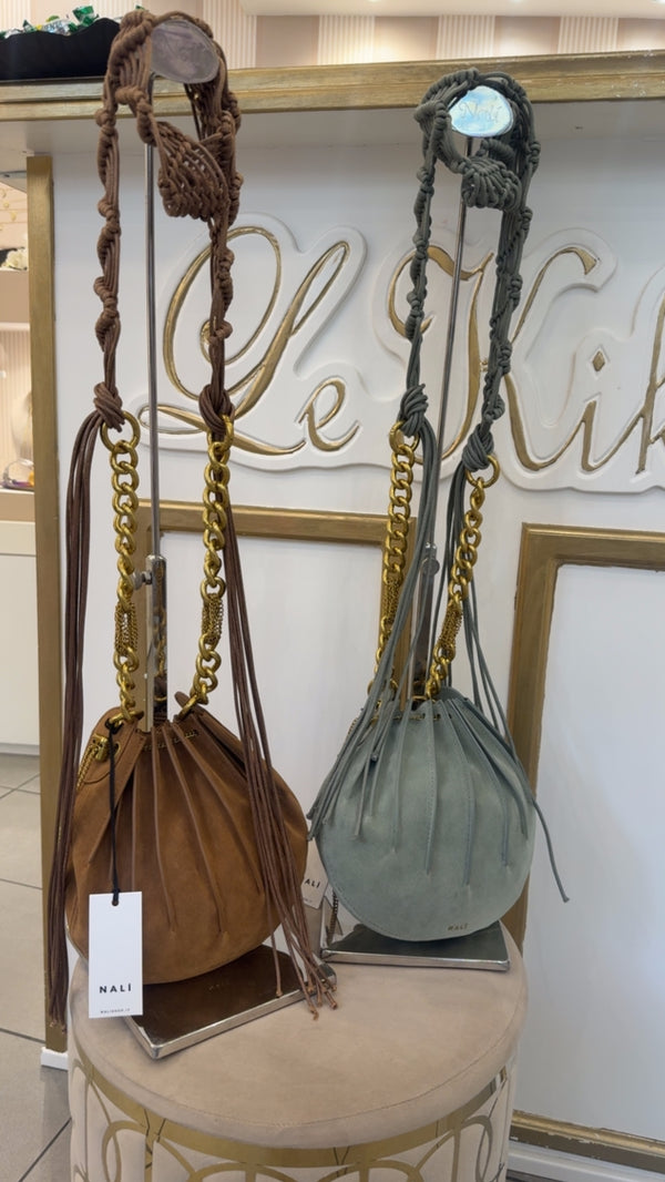 Borsa Evissa di Nali