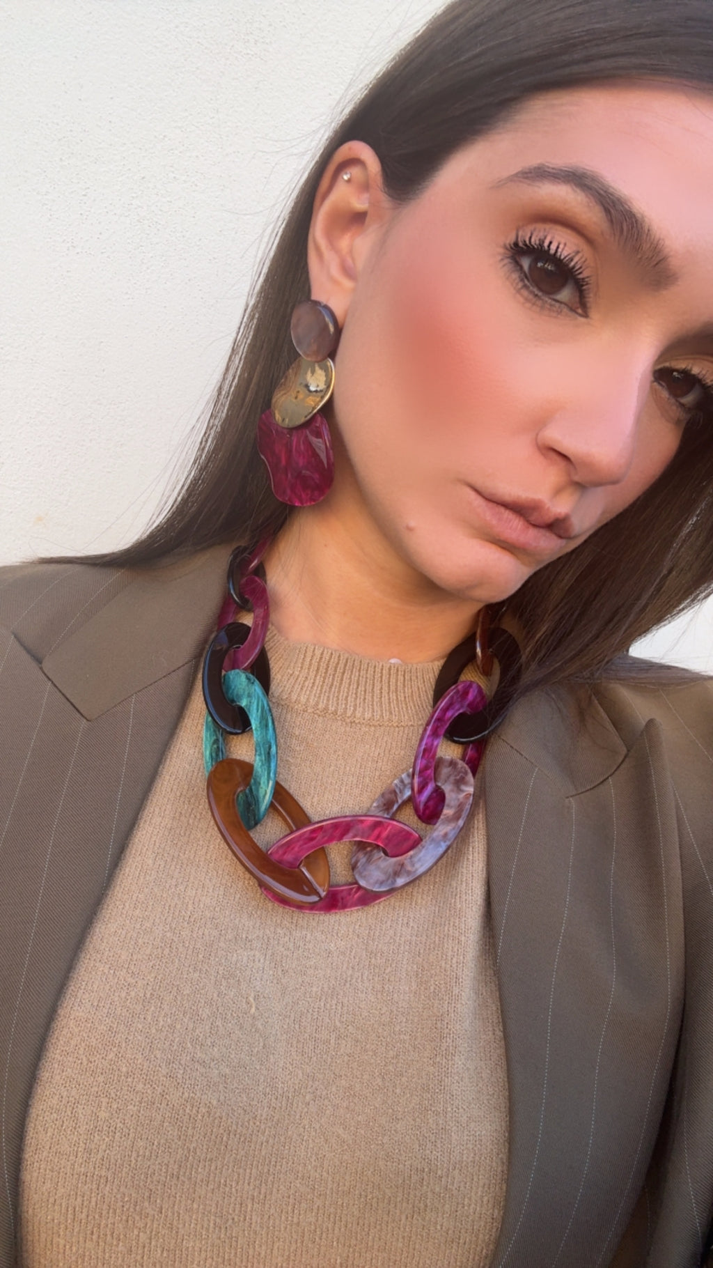 Collana girocollo Over in resina di Nali ￼￼