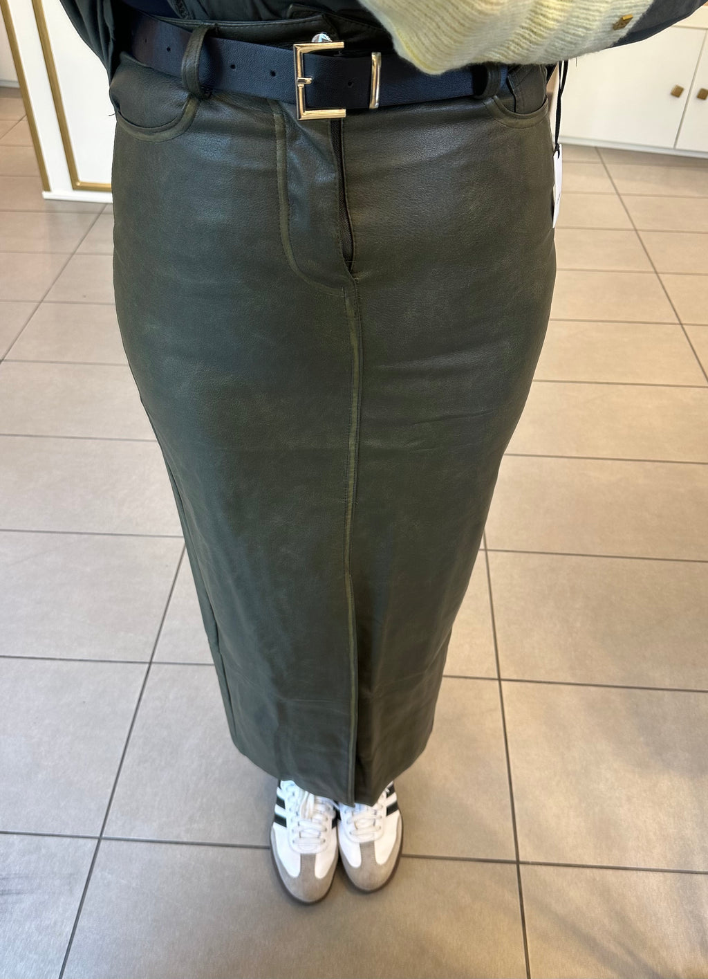 Longuette in ecopelle felpata