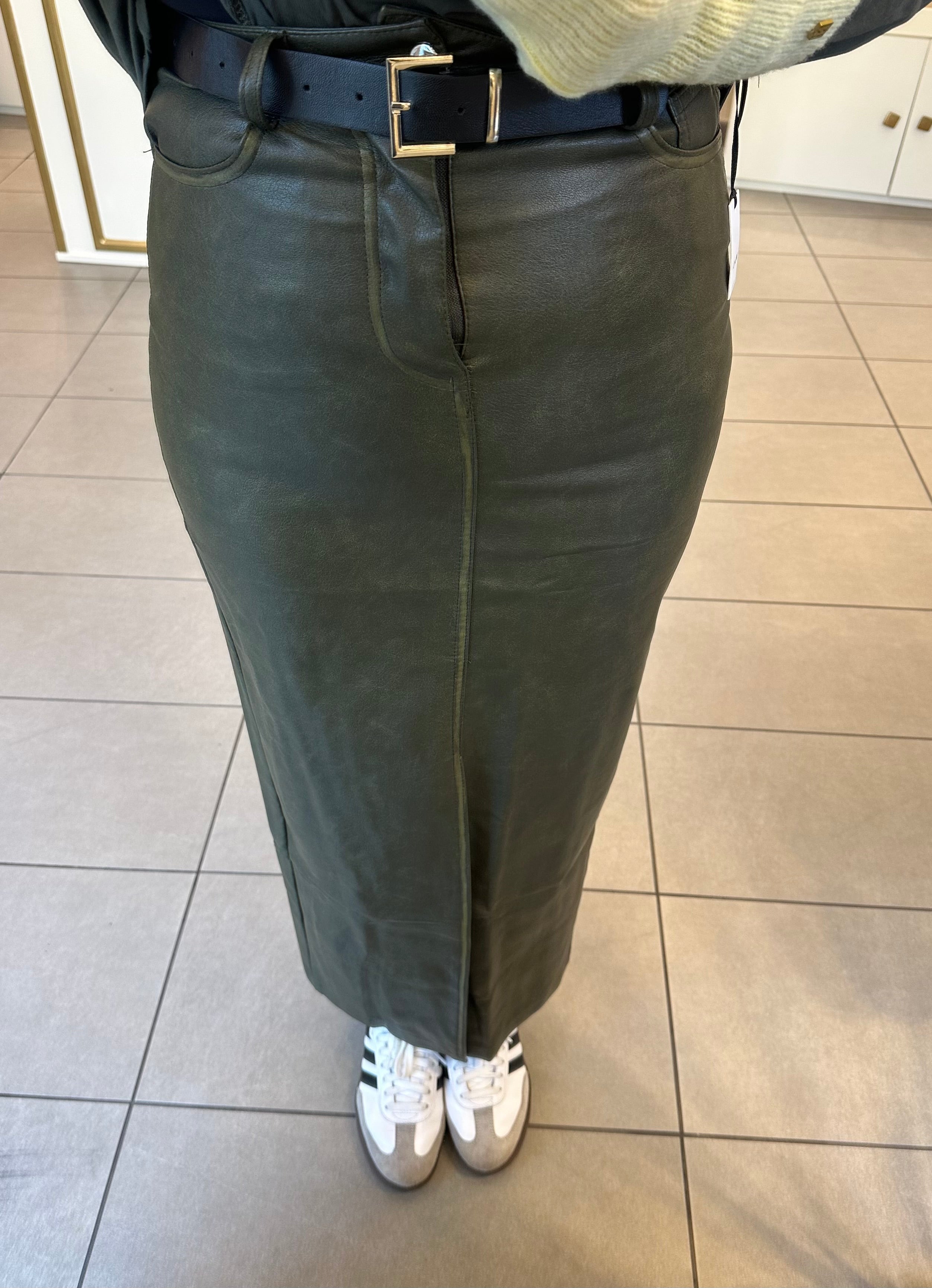 Longuette in ecopelle felpata