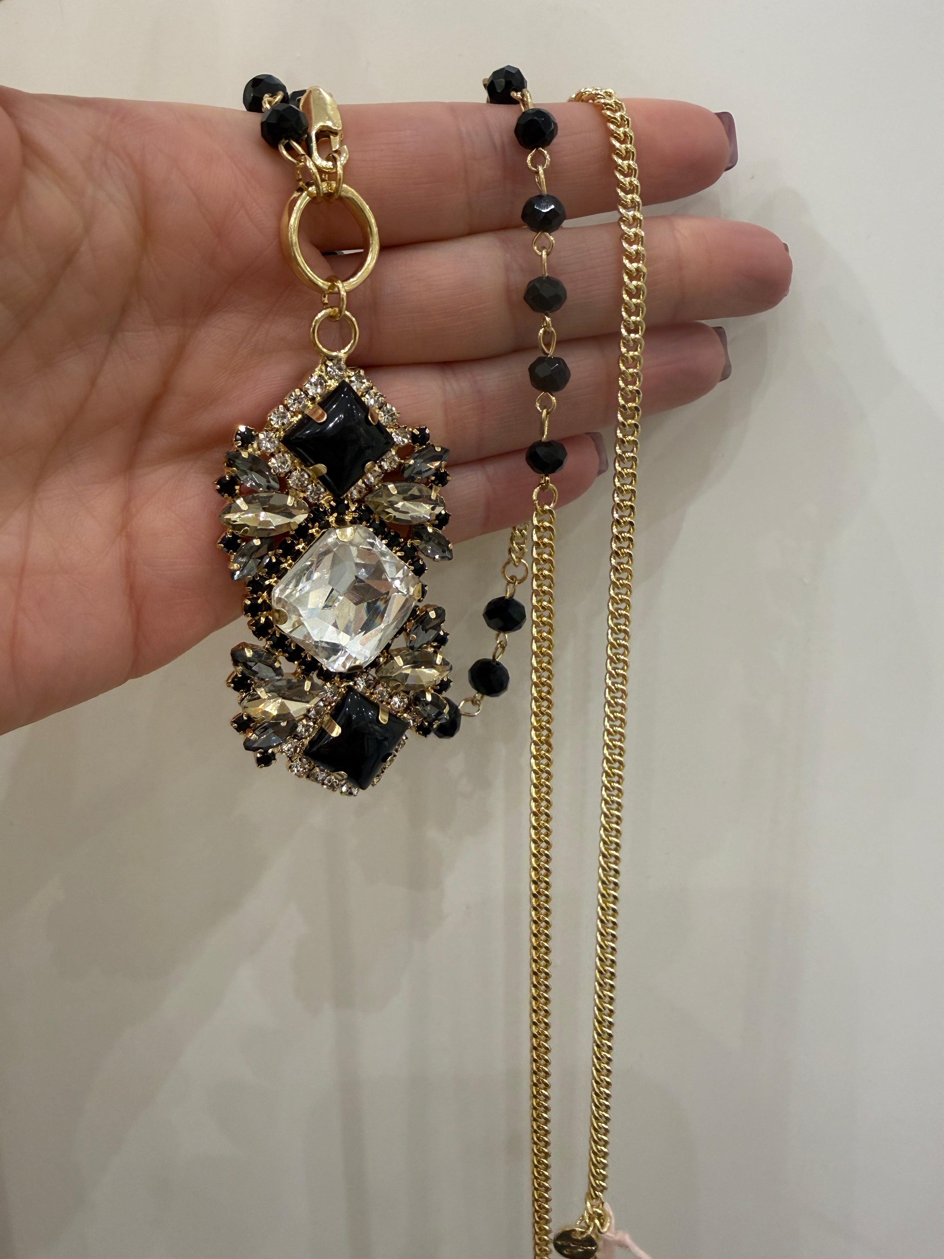 Collana Regina lunga di Mya