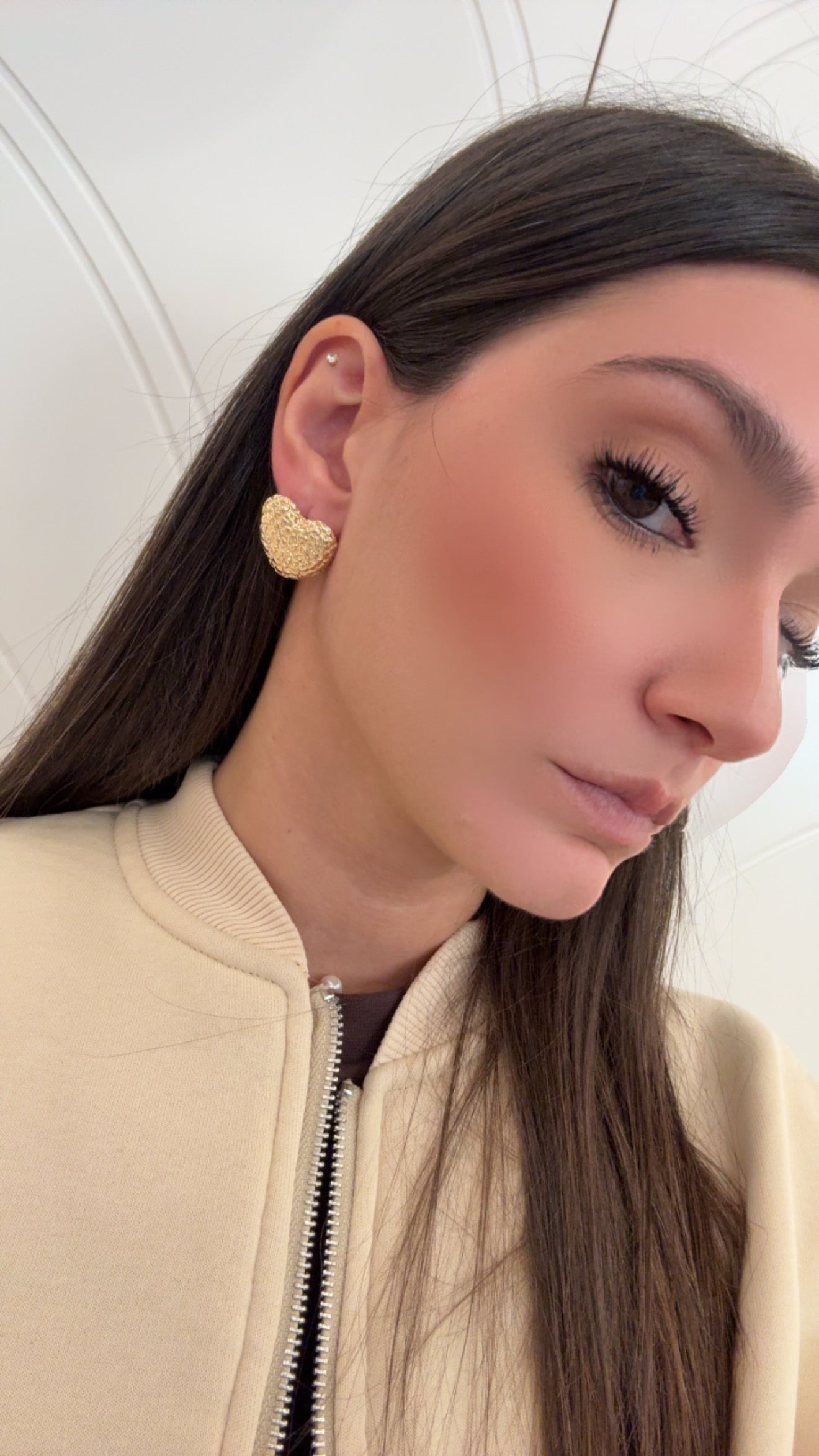 Orecchini Cuore martellati di Nali￼