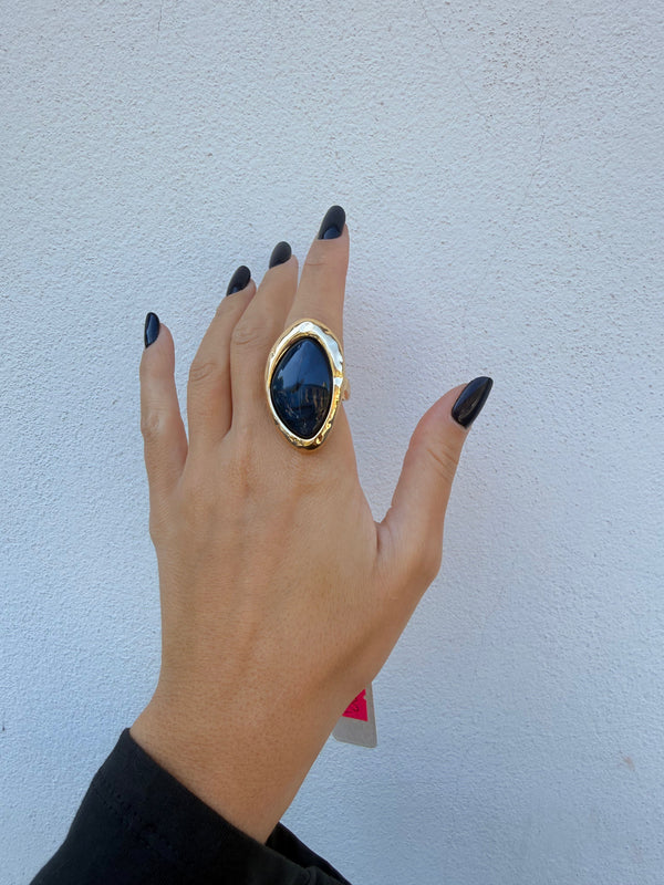 Anello maxi Blu navy di MYA